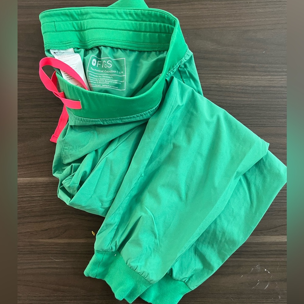 Figs joggers-LP (windbreaker material)